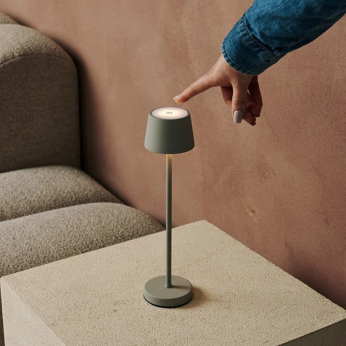 Combi set professionnel - 4 X Vondel Mini Shadow Grey Grey Rechargeable Table Lampes et 1 X Amstel Wireless Station Wireles