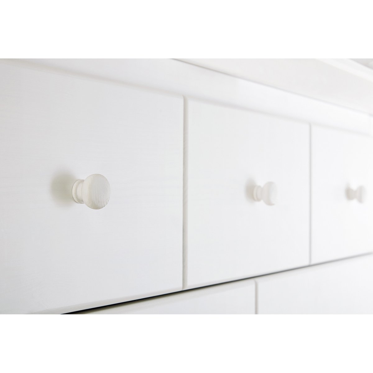 Pépinière 'Pino' large large
3 pièces : lit bébé, grand meuble à langer, grande penderie